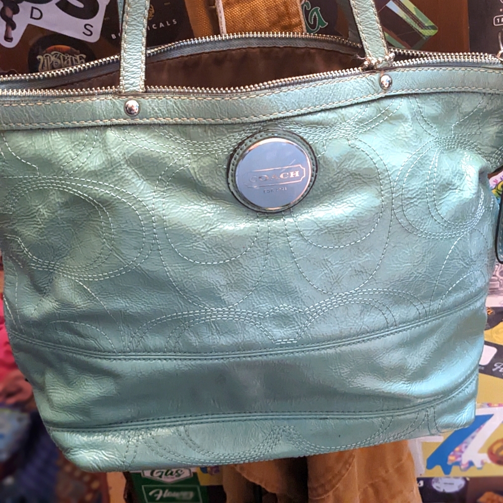 Coach Patent Leather stitched C Tote shoulder bag